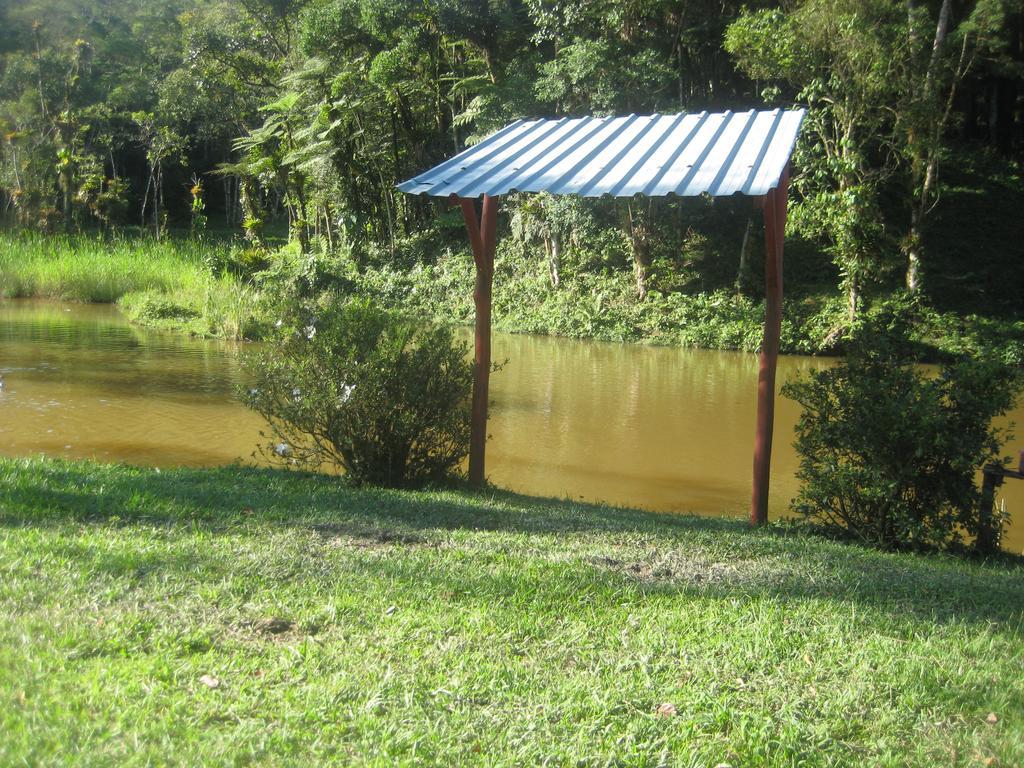 Pousada Recanto Dos Pinheiros Pilar do Sul Экстерьер фото