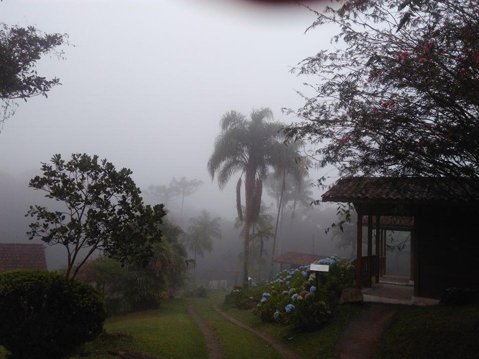 Pousada Recanto Dos Pinheiros Pilar do Sul Экстерьер фото